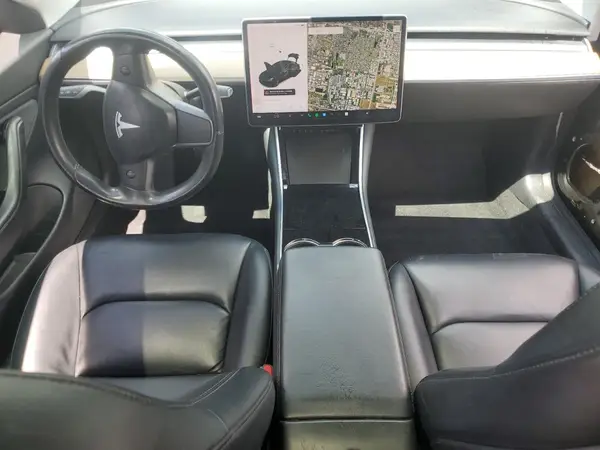 5YJ3E1EBXJF129977 2018 TESLA MODEL 3 - Image 8