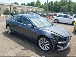 5YJ3E1EBXJF132376 2018 TESLA MODEL 3
