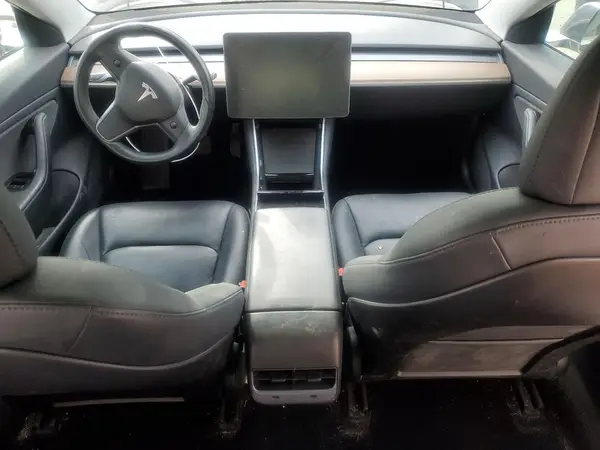 5YJ3E1EBXJF145354 2018 TESLA MODEL 3 - Image 8