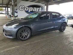 5YJ3E1EBXJF145645 2018 TESLA MODEL 3