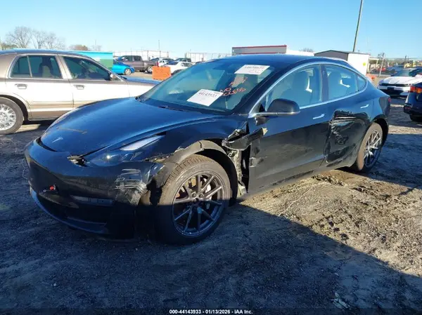 5YJ3E1EBXJF170559 2018 TESLA MODEL 3 - Image 2