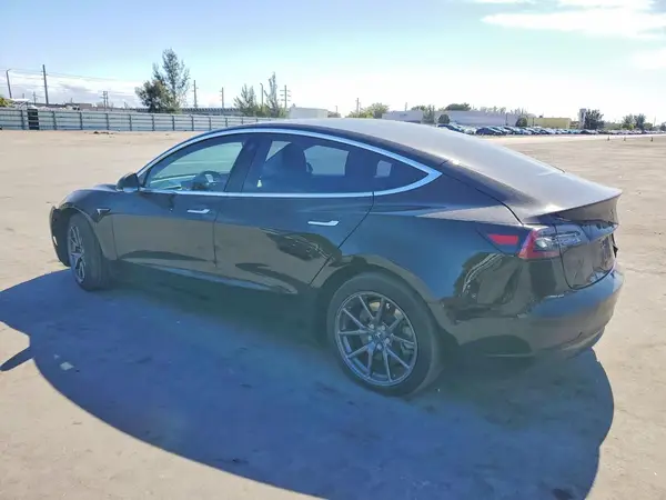 5YJ3E1EBXJF179830 2018 TESLA MODEL 3 - Image 2