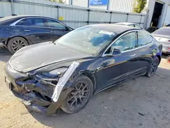 5YJ3E1EBXJF181996 2018 TESLA MODEL 3