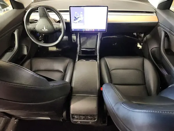 5YJ3E1EBXJF184655 2018 TESLA MODEL 3 - Image 8