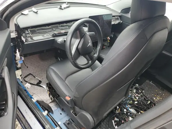 5YJ3E1EBXJF185479 2018 TESLA MODEL 3 - Image 8