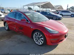 5YJ3E1EBXJF187216 2018 TESLA MODEL 3