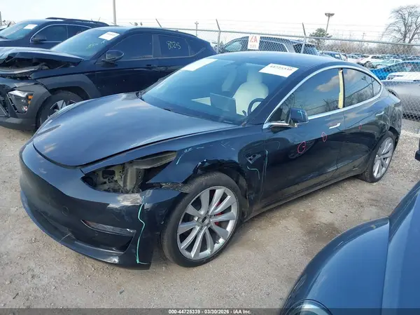 5YJ3E1EBXJF188270 2018 TESLA MODEL 3 - Image 2