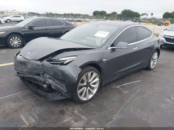 5YJ3E1EBXKF195530 2019 TESLA MODEL 3 - Image 2