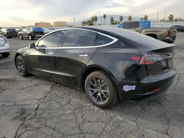 5YJ3E1EBXKF208910 2019 TESLA MODEL 3 - Image 2