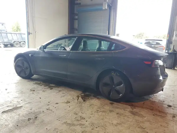 5YJ3E1EBXKF209927 2019 TESLA MODEL 3 - Image 2