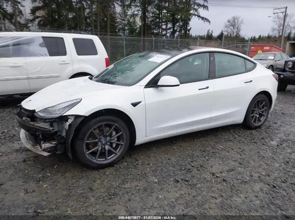 5YJ3E1EBXKF211760 2019 TESLA MODEL 3 - Image 2