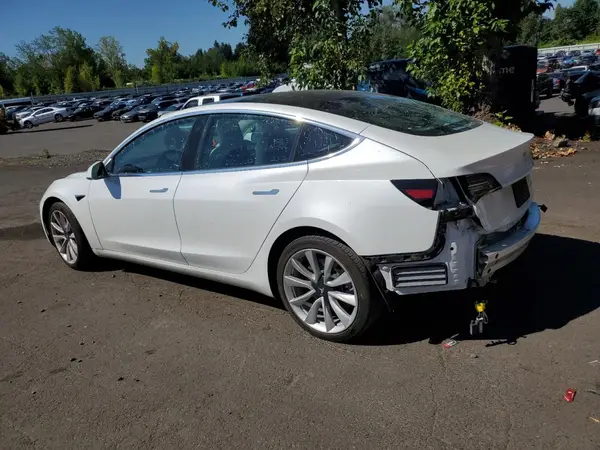 5YJ3E1EBXKF213928 2019 TESLA MODEL 3 - Image 2