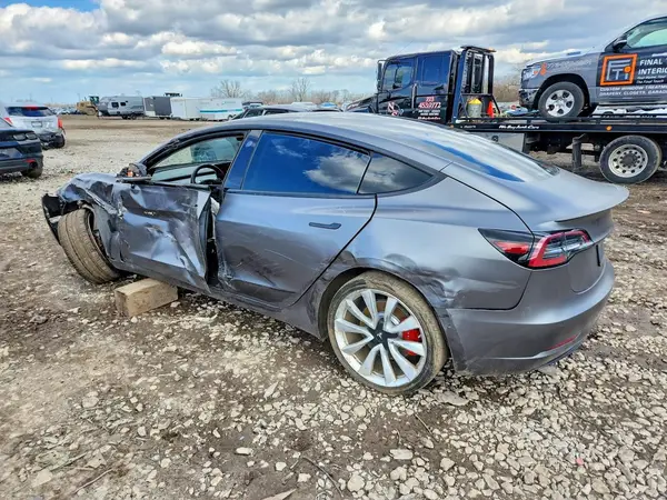 5YJ3E1EBXKF213976 2019 TESLA MODEL 3 - Image 2