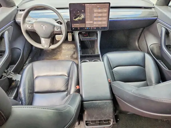 5YJ3E1EBXKF213976 2019 TESLA MODEL 3 - Image 8