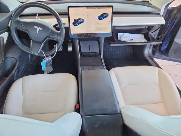 5YJ3E1EBXKF214092 2019 TESLA MODEL 3 - Image 8