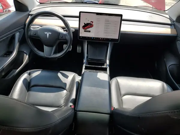 5YJ3E1EBXKF237727 2019 TESLA MODEL 3 - Image 8