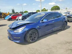 5YJ3E1EBXKF365546 2019 TESLA MODEL 3
