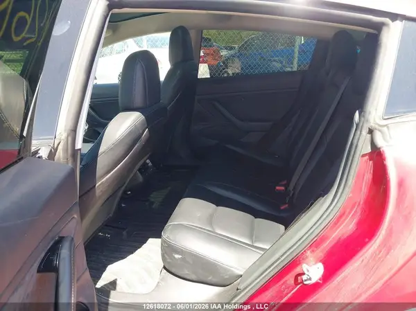 5YJ3E1EBXKF366163 2019 TESLA MODEL 3 - Image 8