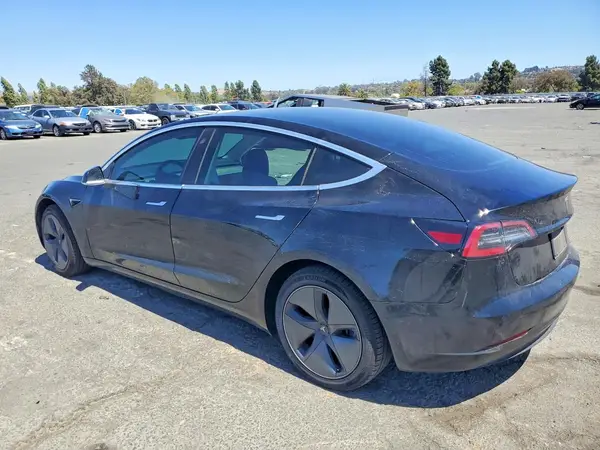 5YJ3E1EBXKF385568 2019 TESLA MODEL 3 - Image 2