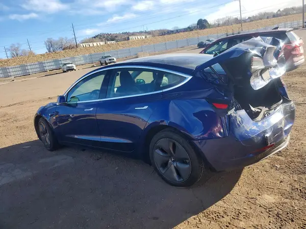 5YJ3E1EBXKF387885 2019 TESLA MODEL 3 - Image 2