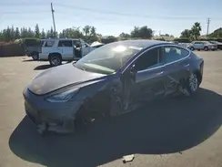 5YJ3E1EBXKF389457 2019 TESLA MODEL 3