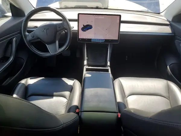 5YJ3E1EBXKF389863 2019 TESLA MODEL 3 - Image 8
