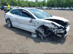 5YJ3E1EBXKF390186 2019 TESLA MODEL 3