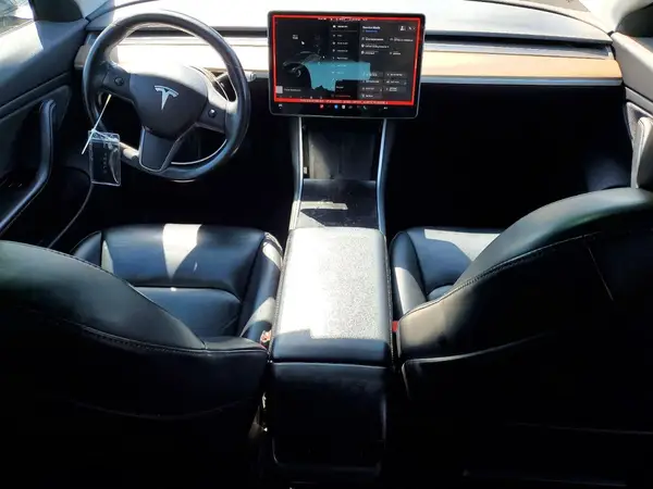 5YJ3E1EBXKF390320 2019 TESLA MODEL 3 - Image 8