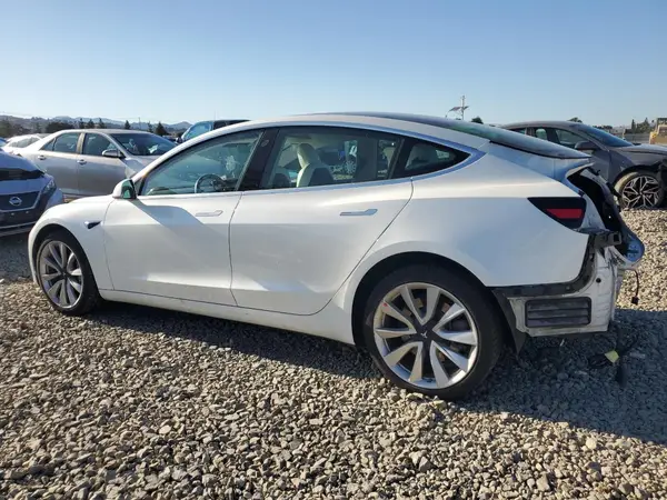 5YJ3E1EBXKF392312 2019 TESLA MODEL 3 - Image 2