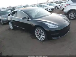 5YJ3E1EBXKF393329 2019 TESLA MODEL 3