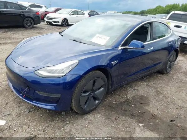 5YJ3E1EBXKF393900 2019 TESLA MODEL 3 - Image 2