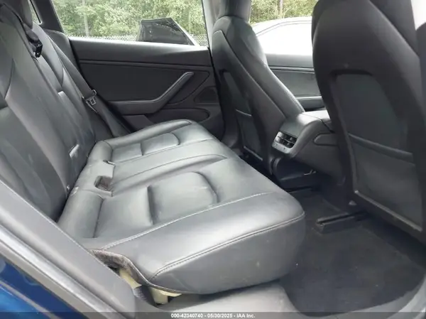 5YJ3E1EBXKF393900 2019 TESLA MODEL 3 - Image 8
