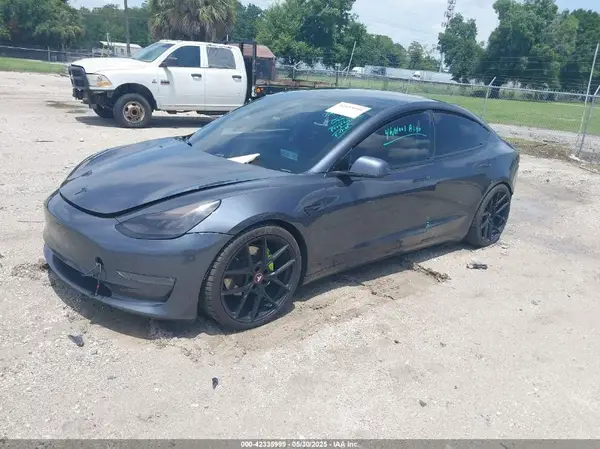 5YJ3E1EBXKF407245 2019 TESLA MODEL 3 - Image 2