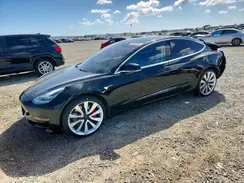 5YJ3E1EBXKF413529 2019 TESLA MODEL 3
