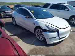 5YJ3E1EBXKF413661 2019 TESLA MODEL 3