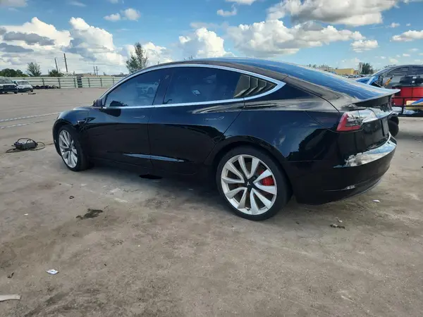 5YJ3E1EBXKF413739 2019 TESLA MODEL 3 - Image 2
