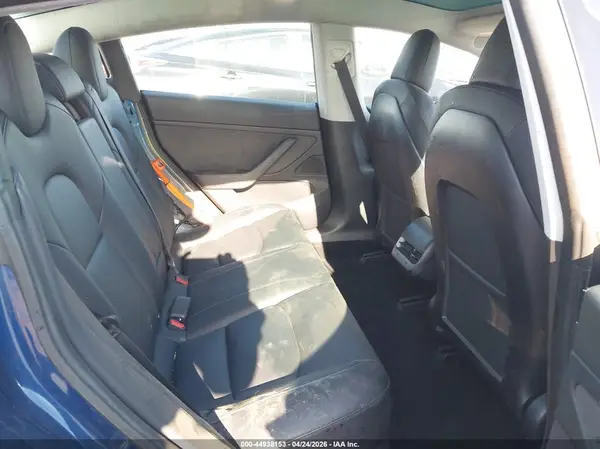 5YJ3E1EBXKF419878 2019 TESLA MODEL 3 - Image 8