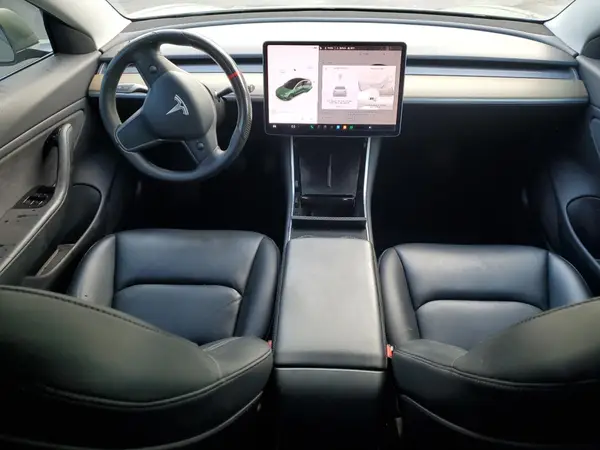 5YJ3E1EBXKF432629 2019 TESLA MODEL 3 - Image 8