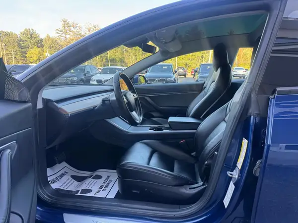 5YJ3E1EBXKF433019 2019 TESLA MODEL 3 - Image 8