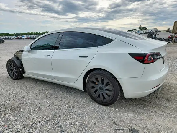 5YJ3E1EBXKF436955 2019 TESLA MODEL 3 - Image 2