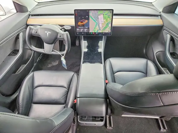 5YJ3E1EBXKF436955 2019 TESLA MODEL 3 - Image 8