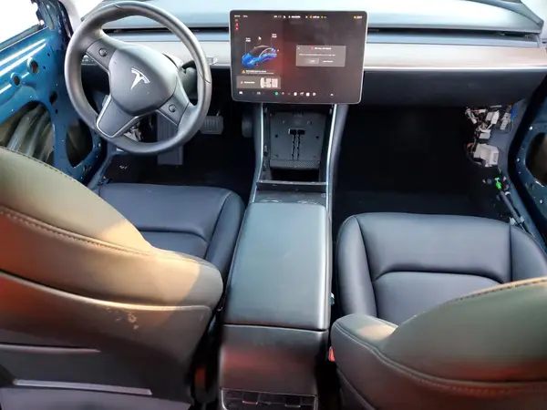5YJ3E1EBXKF437300 2019 TESLA MODEL 3 - Image 8