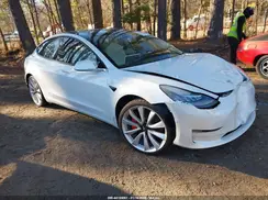 5YJ3E1EBXKF440343 2019 TESLA MODEL 3