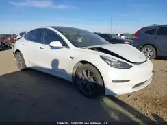5YJ3E1EBXKF448149 2019 TESLA MODEL 3