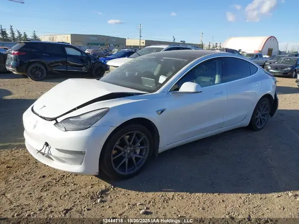 5YJ3E1EBXKF448149 2019 TESLA MODEL 3 - Image 2