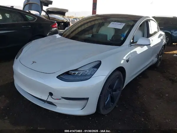 5YJ3E1EBXKF469518 2019 TESLA MODEL 3 - Image 2