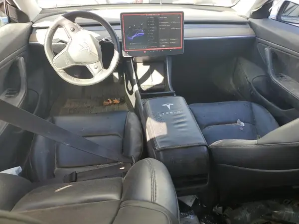 5YJ3E1EBXKF493320 2019 TESLA MODEL 3 - Image 8