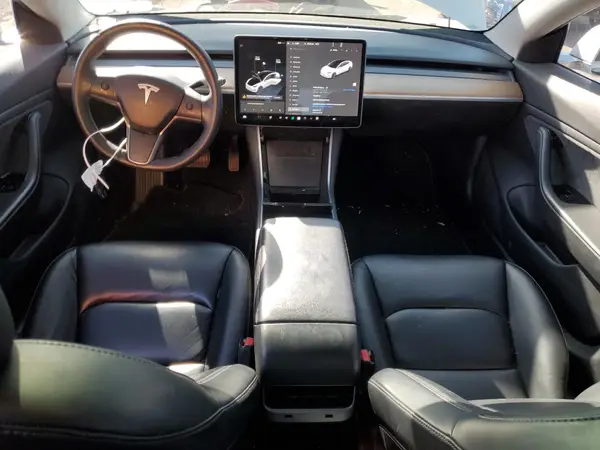 5YJ3E1EBXKF511055 2019 TESLA MODEL 3 - Image 8