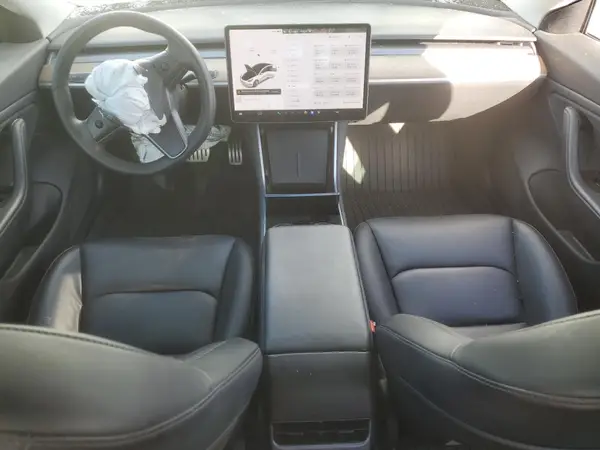 5YJ3E1EBXKF513923 2019 TESLA MODEL 3 - Image 8