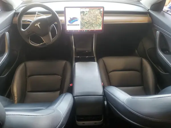 5YJ3E1EBXKF520905 2019 TESLA MODEL 3 - Image 8